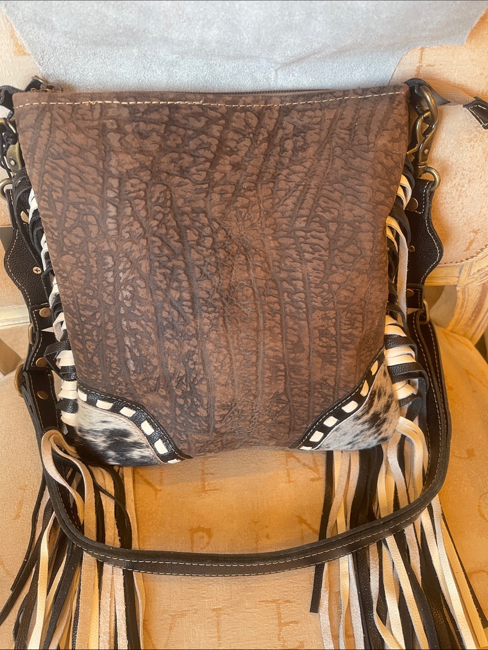 Myra-Corral Tempo Fringed
Concealed Carry Bag - Picture 3 of 5